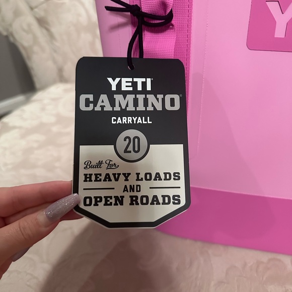 Yeti Camino 20 Carryall Tote Bag Power Pink Limited Edition Color - Picture 3 of 6